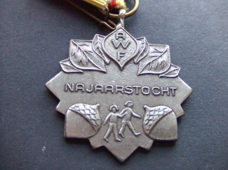 A.W.V. Aalsmeerse wandelvereniging najaarstocht beukennoot